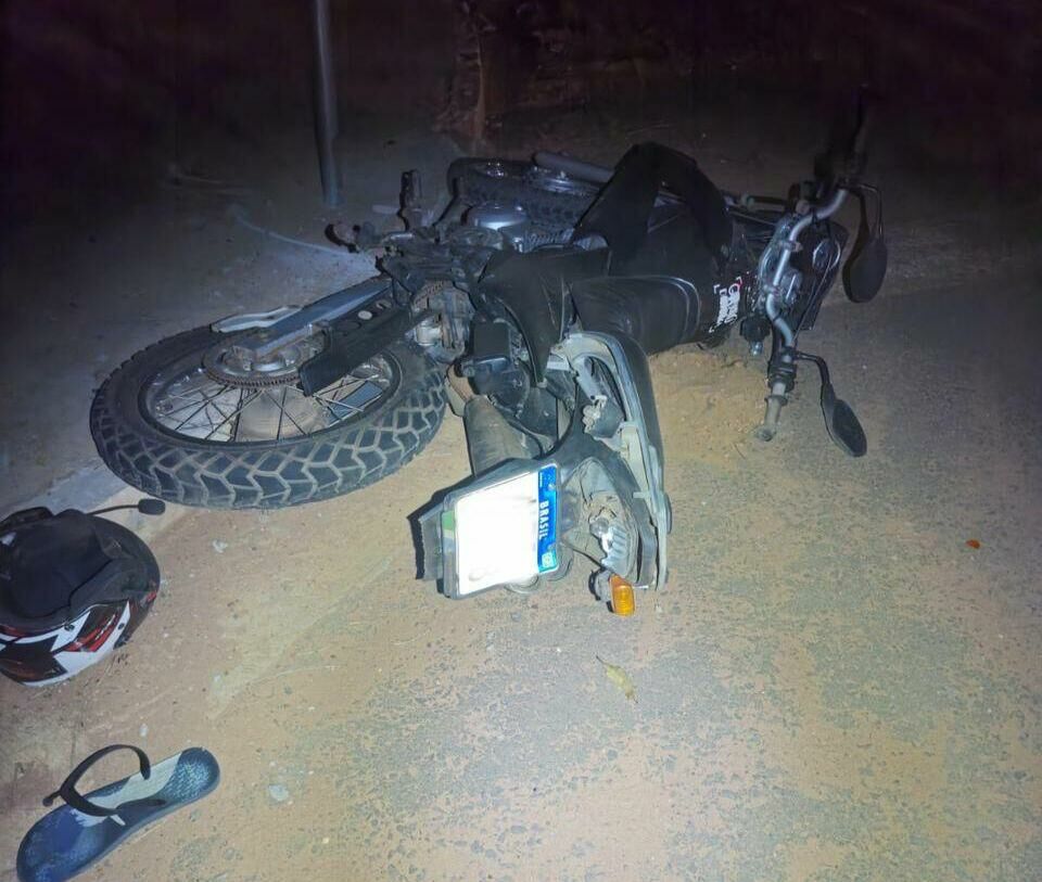 Imagem de compartilhamento para o artigo Motociclista morre após perseguição policial e queda durante fuga em Coxim da MS Todo dia